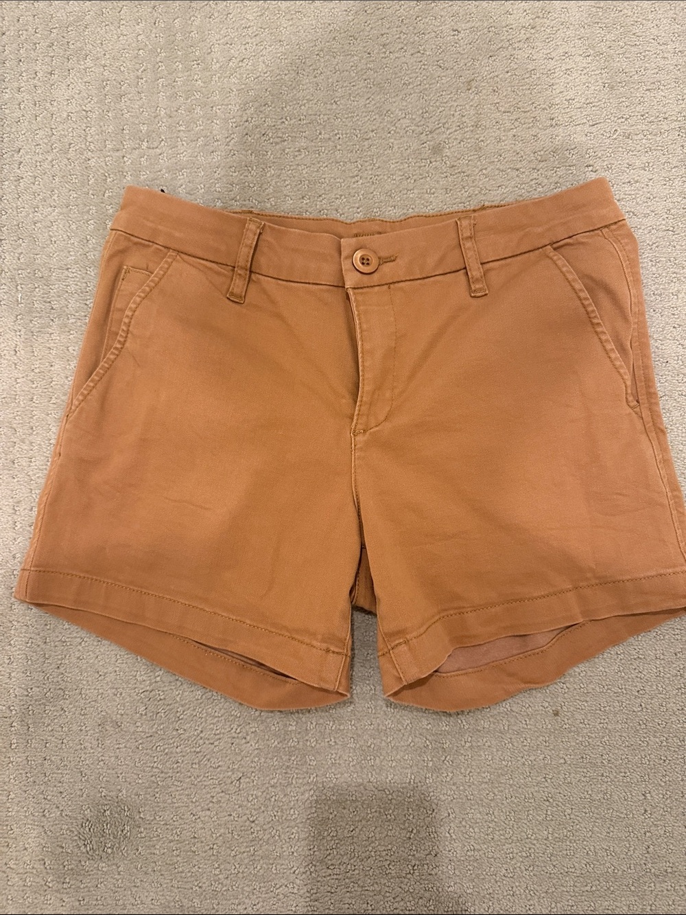 Kut from the Kloth Women's Shorts in workwear brown